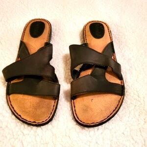 Bjorndal Size 11 women's black slip on sandals